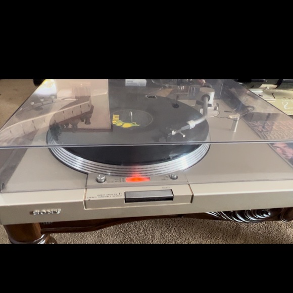 Vintage vinyl records player - Picture 10 of 17